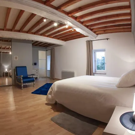 Le Domaine Casteele Casa de Férias